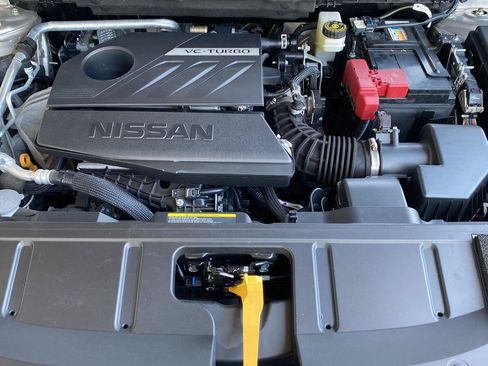 Certified 2023 Nissan Rogue Platinum w/ Platinum Premium Package AWD/4WD image 46