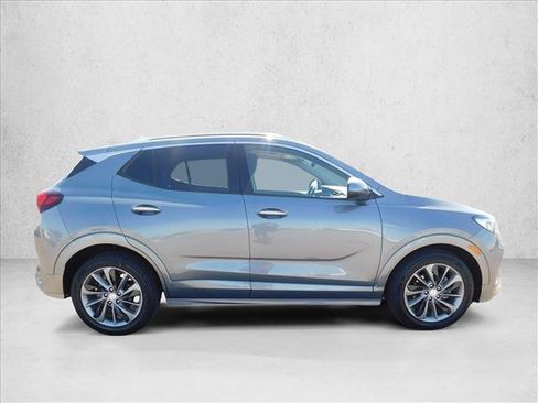 Used 2022 Buick Encore GX Essence w/ Advanced Technology Package FWD image 7