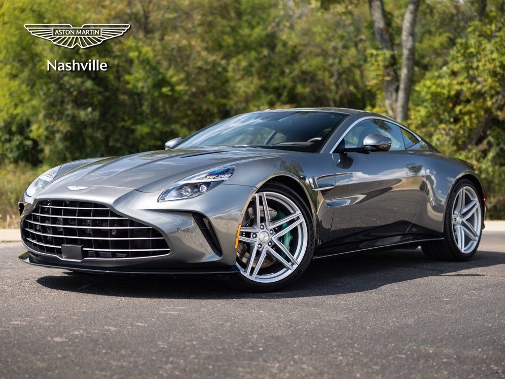 Used 2025 Aston Martin V8 Vantage Coupe RWD image 1
