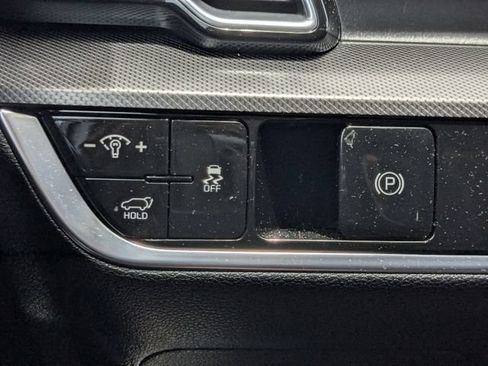 Certified 2025 Kia Sportage SX FWD image 37