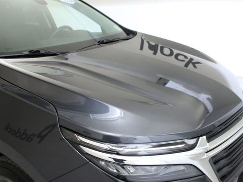 Used 2023 Chevrolet Equinox LT image 12