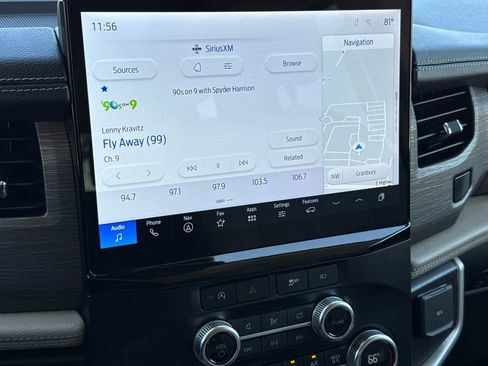 Used 2024 Ford Expedition Max Limited image 25