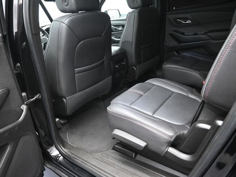 Used 2023 Chevrolet Traverse RS AWD/4WD image 31