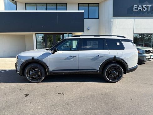 New 2027 Kia Telluride SX X-Line AWD/4WD image 2
