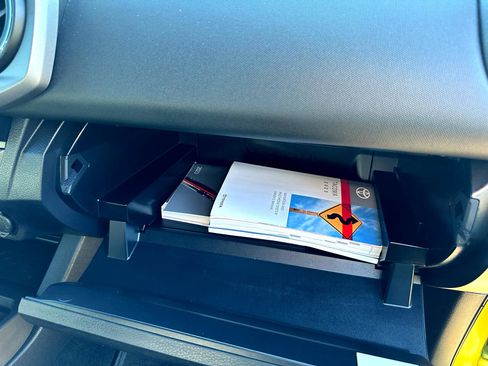 Used 2023 Toyota Tacoma TRD Off-Road image 27