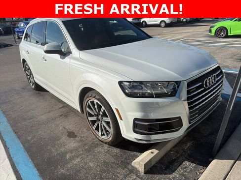 Used 2017 Audi Q7 3.0T Prestige image 1