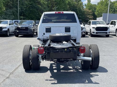 New 2026 RAM 5500 Tradesman w/ Chrome Appearance Group AWD/4WD image 7