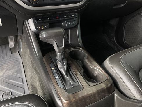 Used 2018 GMC Canyon SLT w/ Driver Alert Package image 17