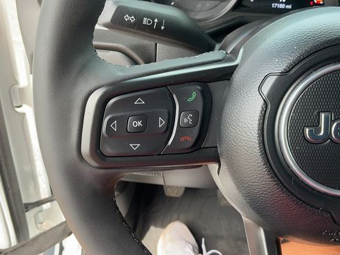 Certified 2025 Jeep Wrangler Unlimited Sport AWD/4WD image 21