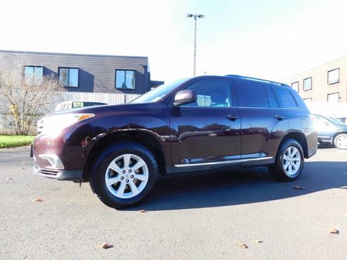 Used 2012 Toyota Highlander SE image 4