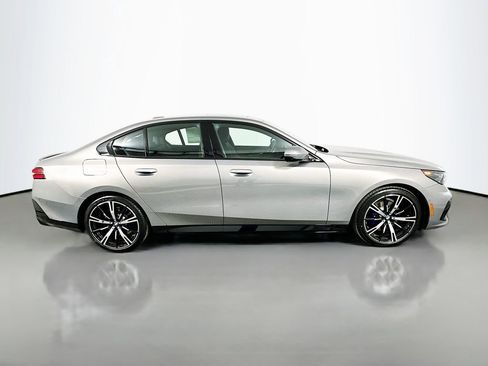 New 2026 BMW 530i w/ M Sport Package image 4