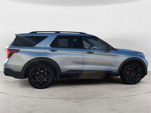 Used 2020 Ford Explorer ST w/ ST Street Pack image 7