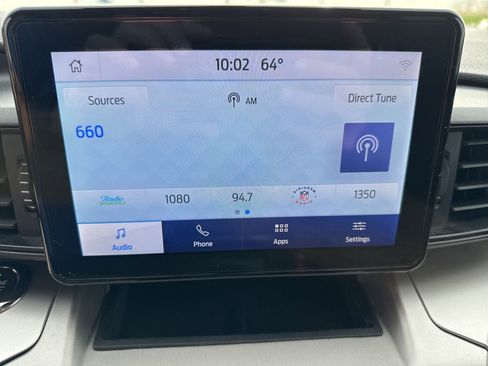 Used 2021 Ford Explorer XLT image 24