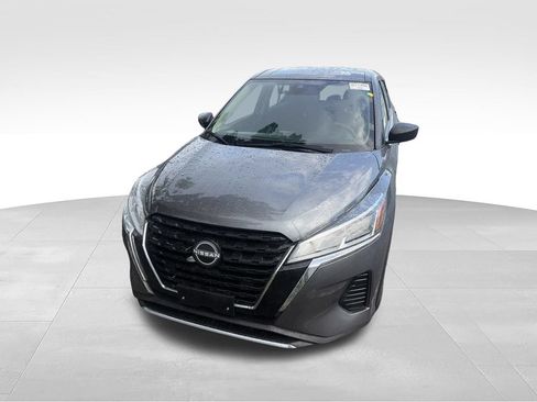 Used 2023 Nissan Kicks S FWD image 1