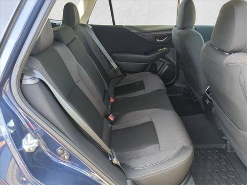 Used 2025 Subaru Outback Premium image 19