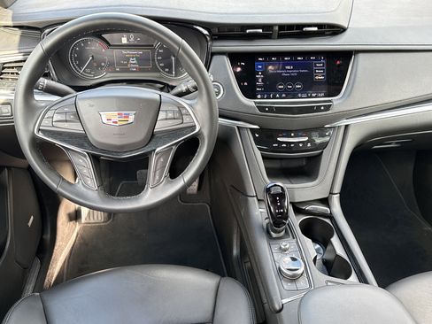 Certified 2025 Cadillac XT5 Premium Luxury image 25
