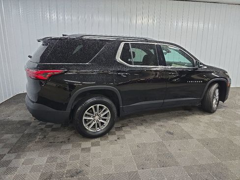 Used 2023 Chevrolet Traverse LT AWD/4WD image 3