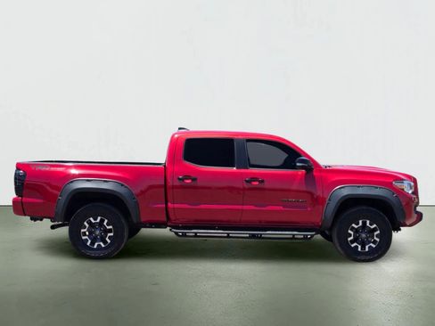 Used 2020 Toyota Tacoma TRD Sport RWD image 7