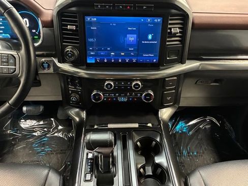 Used 2022 Ford F150 Lariat w/ Equipment Group 502A High AWD/4WD image 21