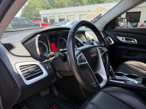 Used 2014 GMC Terrain SLT w/ Chrome Appearance Package AWD/4WD image 17