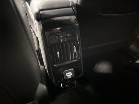 Used 2024 Jeep Compass Limited AWD/4WD image 28