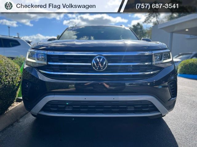 Used 2023 Volkswagen Atlas SE w/ Black Wheel Package FWD image 12