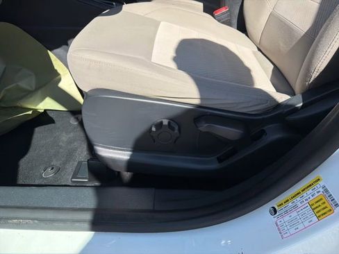 Used 2020 Ford EcoSport S AWD/4WD image 11