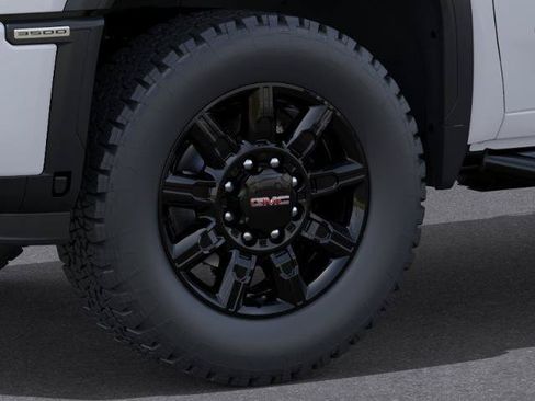 New 2026 GMC Sierra 3500 AT4 w/ Technology Package AWD/4WD image 9