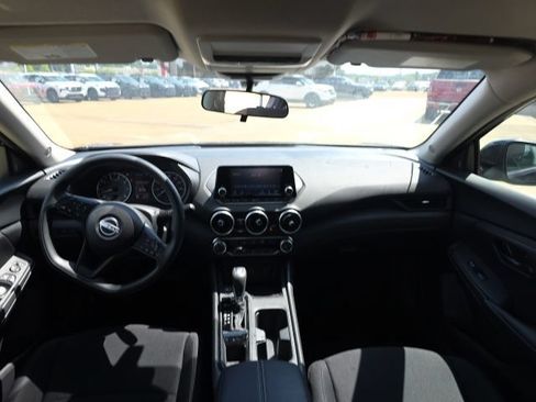 Certified 2025 Nissan Sentra S FWD image 13