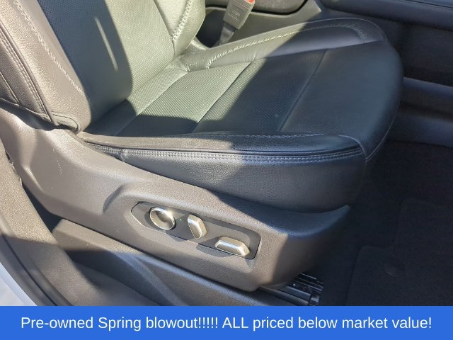 Used 2025 GMC Yukon Denali AWD/4WD image 50