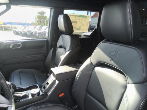 New 2026 Ford Bronco Outer Banks image 14