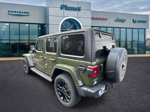 Used 2023 Jeep Wrangler Unlimited Sahara w/ Cold Weather Group image 3