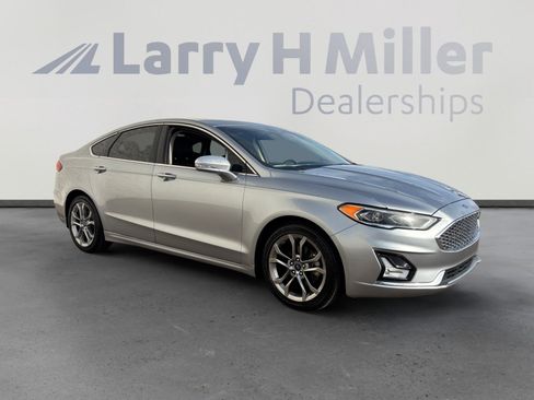 Used 2020 Ford Fusion Titanium image 7