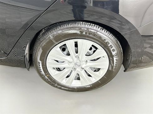 Certified 2025 Nissan Sentra S image 32