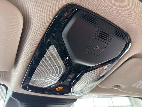 New 2026 BMW X7 xDrive40i image 38