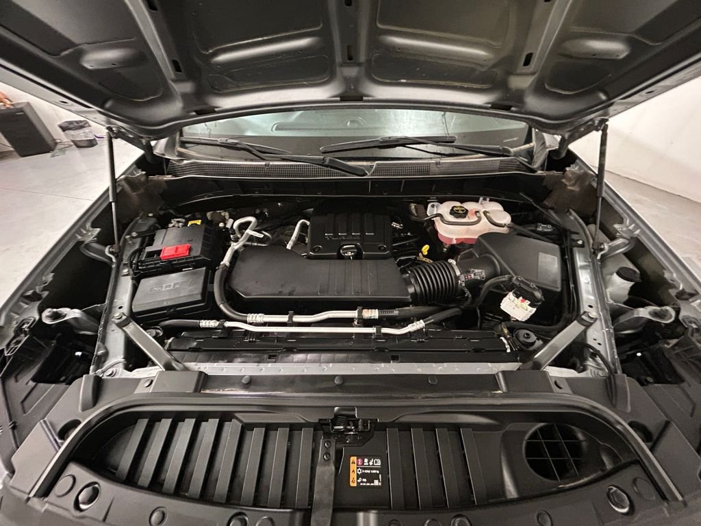 Used 2025 Chevrolet Silverado 1500 W/T RWD image 21
