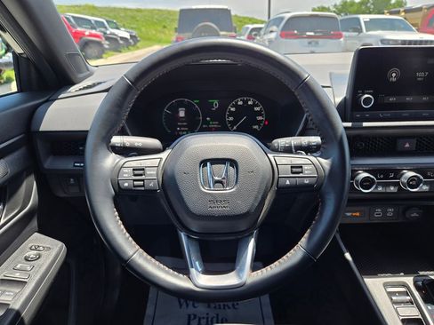 Used 2025 Honda CR-V Sport image 19