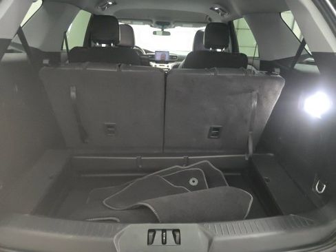 Used 2023 Ford Explorer XLT w/ Equipment Group 202A image 13