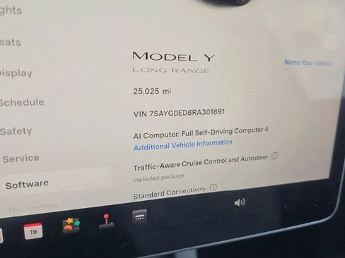 Used 2024 Tesla Model Y Long Range RWD image 5