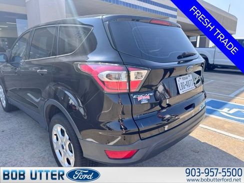 Used 2017 Ford Escape S FWD image 4