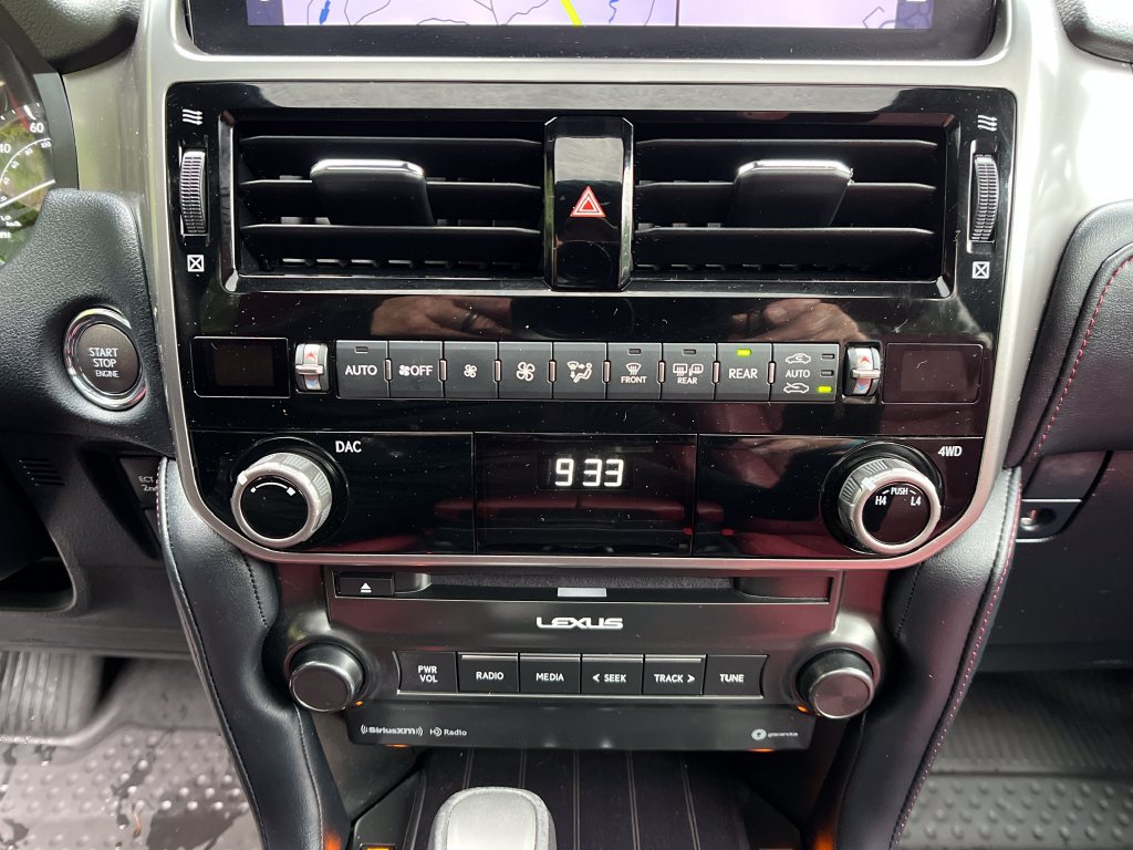 Used 2023 Lexus GX 460 Premium w/ Premium Package AWD/4WD image 17