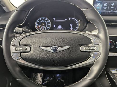 Used 2025 Genesis GV70 2.5T AWD/4WD image 16