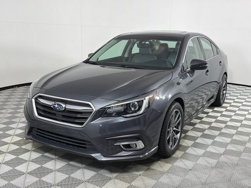Used 2018 Subaru Legacy 3.6R Limited AWD/4WD image 10