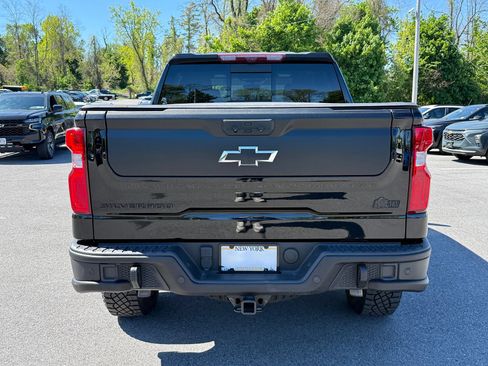 Used 2024 Chevrolet Silverado 1500 ZR2 w/ ZR2 Bison Edition AWD/4WD image 5