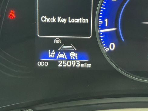 Used 2024 Lexus NX 250 FWD image 34