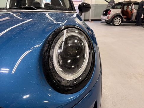 Certified 2024 MINI Cooper S image 9