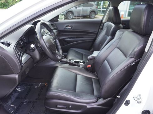 Used 2016 Acura ILX FWD image 9