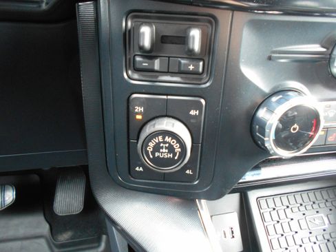 Used 2025 Ford F150 Raptor w/ Equipment Group 803A Raptor R image 16