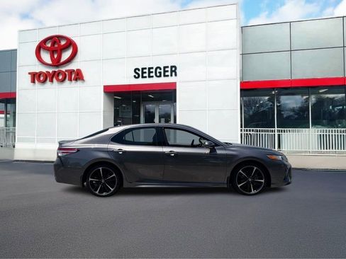 Used 2020 Toyota Camry XSE FWD image 2
