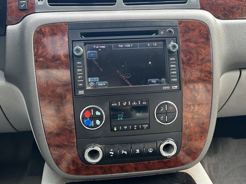 Used 2007 Chevrolet Tahoe LTZ w/ LTZ Preferred Equipment Group image 12